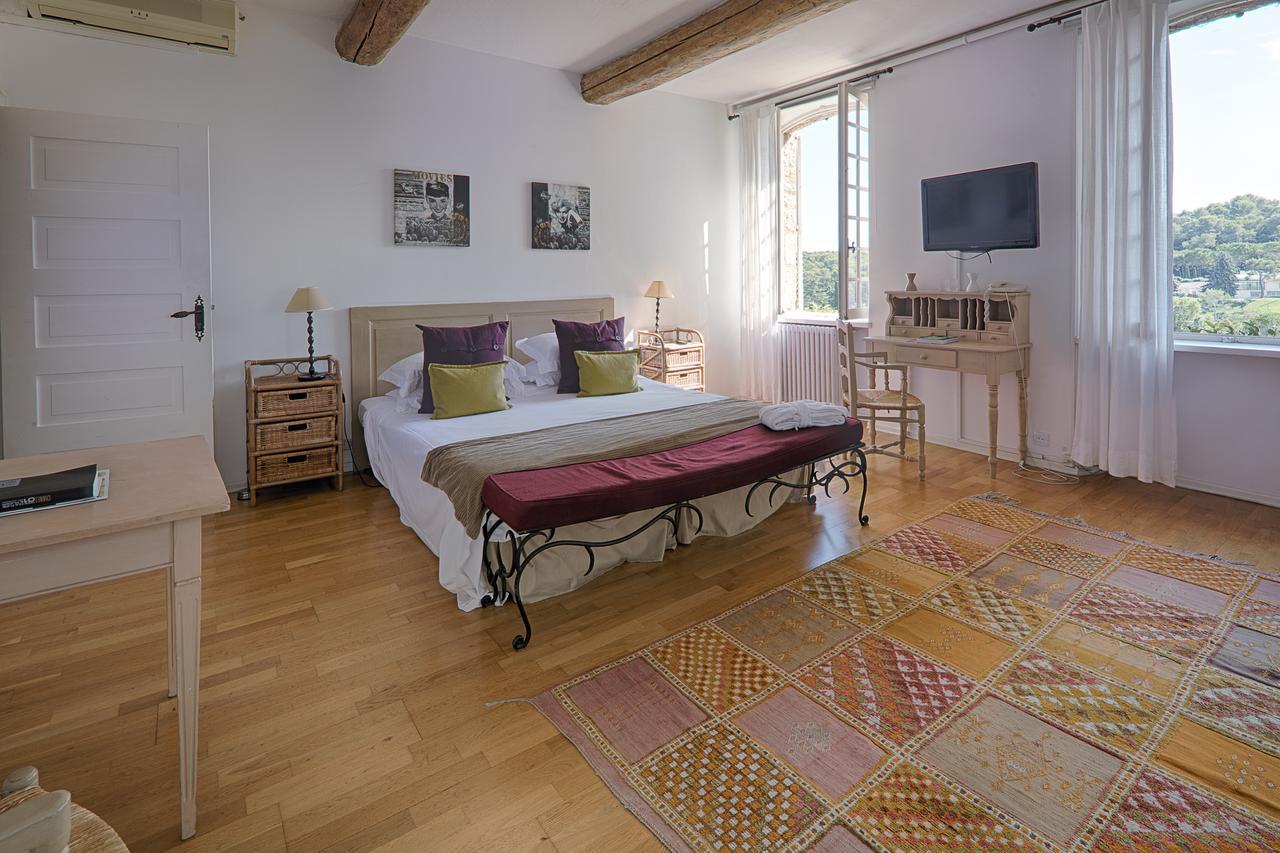 Le Manoir De L'Etang Hotell Mougins Eksteriør bilde
